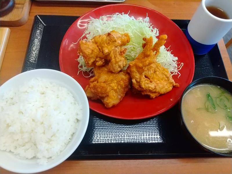 かつやの「から揚げ定食」