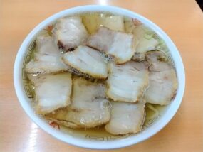 坂内食堂 喜多方本店で頂いた「肉そば」