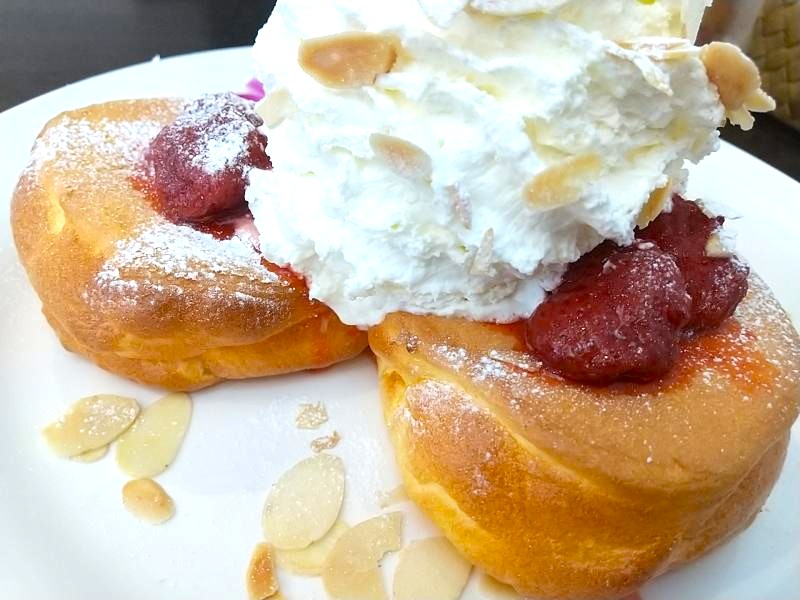 自家製ジャムパンケーキ