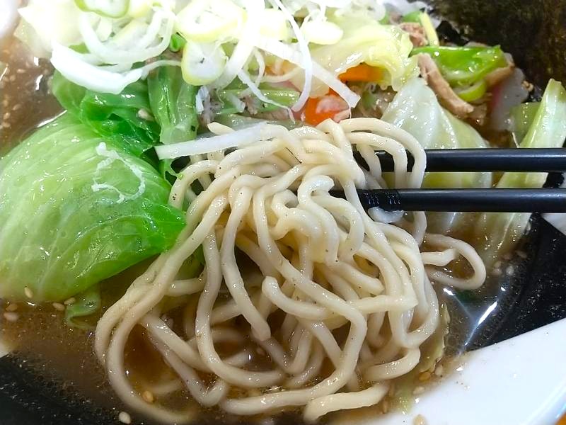 おんのじ野菜らー麺の野菜と麺