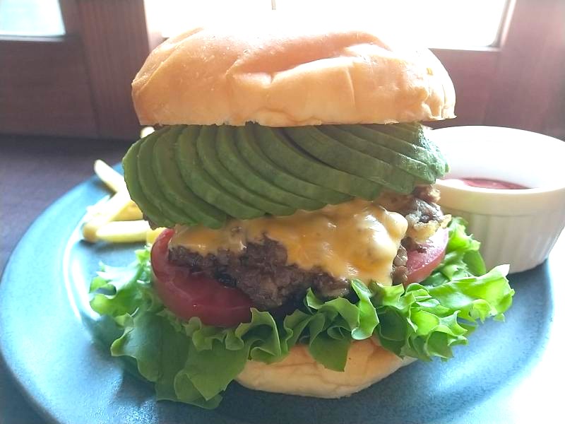 ラフいわき駅前店で食べたハンバーガー