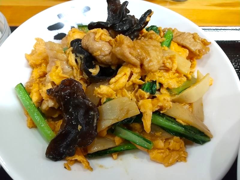 豚肉とキクラゲの卵炒め