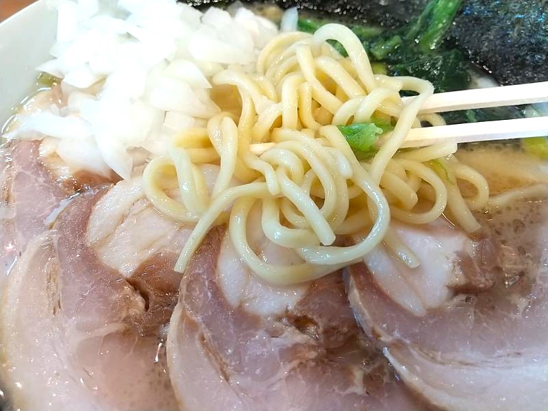 チャーシューメンの麺