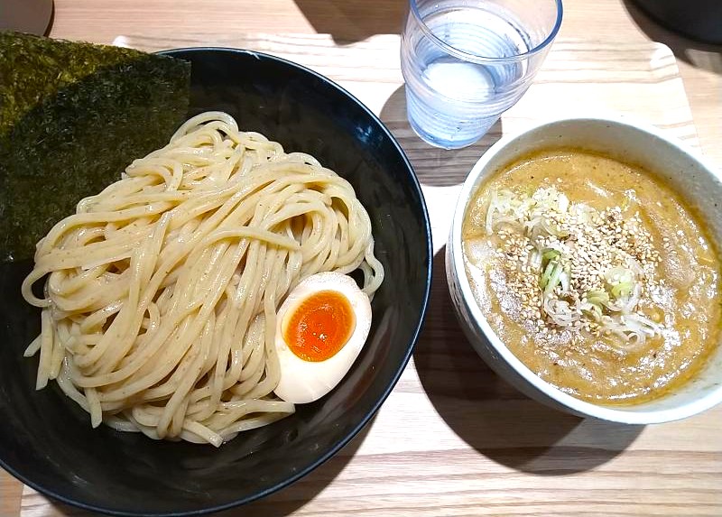 弐瓶の白みそつけ麺