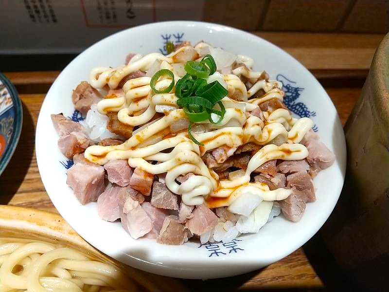 もちだやのマヨチャーシュー丼