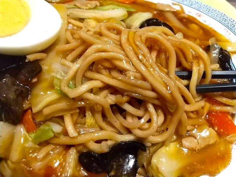 広東焼そばの麺