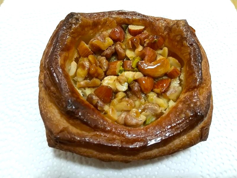 キャラメルナッツ