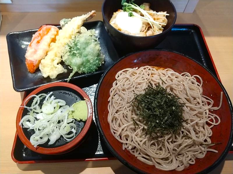 そばの神田 町前屋の天ざるそば&ミニ豚生姜焼き丼